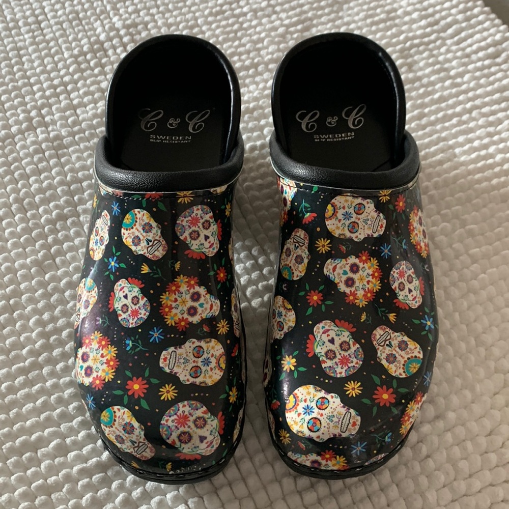 C & C of Sweden Skull Candy clogs size 40. Great shape. Rarely worn.